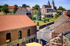 Fietsers in Neerijse